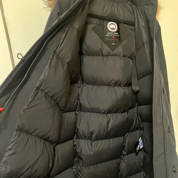 Canada Goose Jacket - Picture 8 of 12